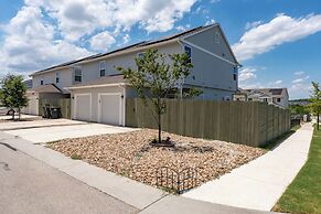 Relaxing 3BR Retreat Community Pool Gym