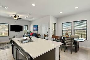 Relaxing 3BR Retreat Community Pool Gym