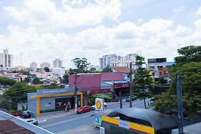 Casa no morumbi com AC- Brazilian Corner