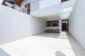 Casa no morumbi com AC- Brazilian Corner