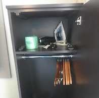 Red Roof PLUS+ Brooklyn - 3rd Ave