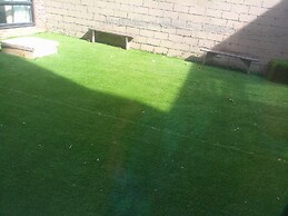 Red Roof PLUS+ Brooklyn - 3rd Ave