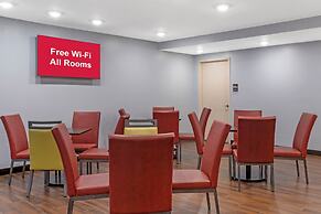 Red Roof Inn PLUS+ Brooklyn - 3rd Ave