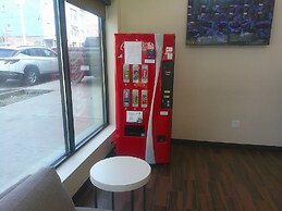 Red Roof PLUS+ Brooklyn - 3rd Ave