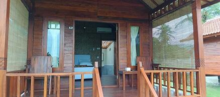 Mio Villa Tomang Omang Lombok