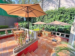 Hotel Boutique Casa Alebrije