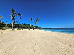 Evelyn Azure Escapes Boracay Newcoast