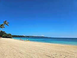 Evelyn Azure Escapes Boracay Newcoast