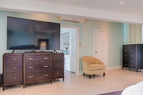 Villa Chilla 4 Bedroom Home