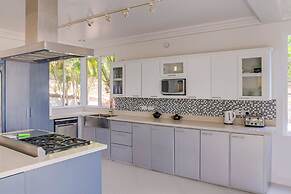 Villa Chilla 4 Bedroom Home