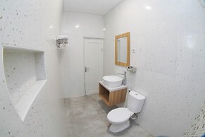 Toyo Hotel Purwokerto, Azana Hotels Collection