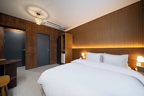 HOUND HOTEL DAEGU SEONGSEO