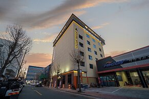 HOUND HOTEL DAEGU SEONGSEO