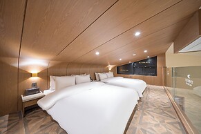 HOUND HOTEL DAEGU SEONGSEO