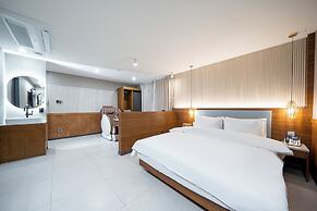 HOUND HOTEL DAEGU SEONGSEO