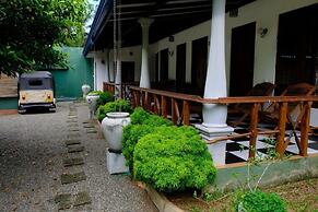 Avian Garden Udawalawe