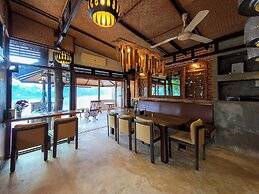 Tolani Riverside Chiang Mai Villa