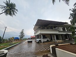 De Royale Summit Home Stay