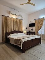 De Royale Summit Home Stay