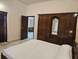 De Royale Summit Home Stay