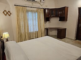 De Royale Summit Home Stay