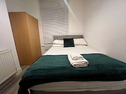 The Coral Guest House Fratton