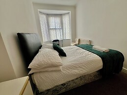 The Coral Guest House Fratton