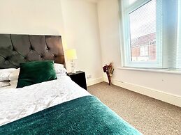 The Coral Guest House Fratton