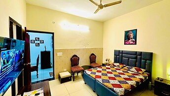 Easy Inn Holiday Home