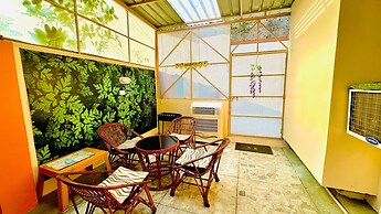 Easy Inn Holiday Home