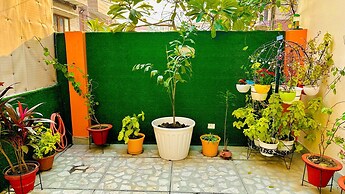 Easy Inn Holiday Home