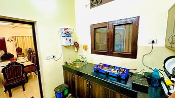 Easy Inn Holiday Home