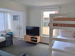 The Ultimate Poolside Escape - Pet Friendly