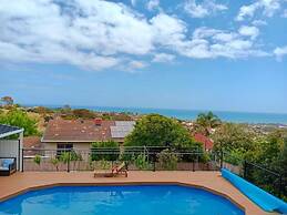 The Ultimate Poolside Escape - Pet Friendly