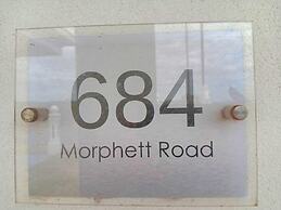 The Ultimate Poolside Escape - Pet Friendly