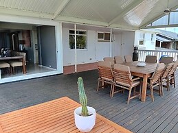 The Ultimate Poolside Escape - Pet Friendly