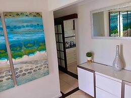 The Ultimate Poolside Escape - Pet Friendly