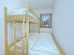 Deluxe Chalet With Pool in Konigsleiten