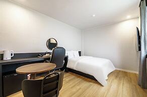 Geoje Dongbeck Hotel Okpo