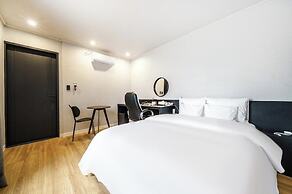 Geoje Dongbeck Hotel Okpo