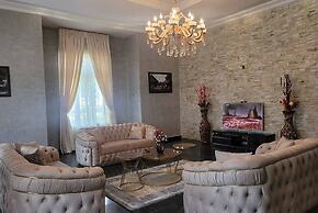 AA Hotel and Apartment