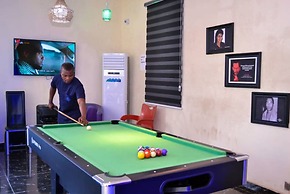 AA Hotel and Apartment