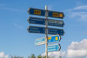 Appartement Bed by Al - Hoofdstraat 16 a Kortgene