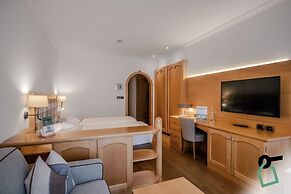 HOTIDAY Room Collection - Ortisei