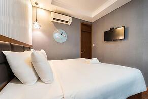 Botanica Orchard Luxury Near Airport