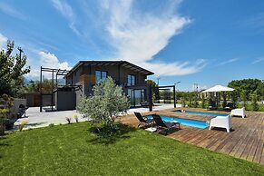 Olive All-Seasons Suites