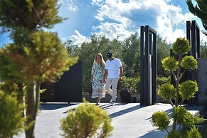 Olive All-Seasons Suites