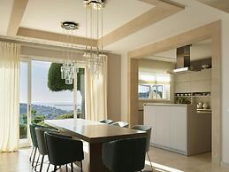 Villa in Tranquil Hillside Location