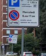 BnB Milano Dipinta di Blu With Balcony