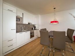 Modern Apartment With Garden, With Access to Sauna